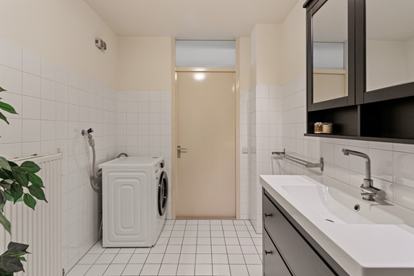 Medium property photo - Koningslaan 246, 3067 TG Rotterdam